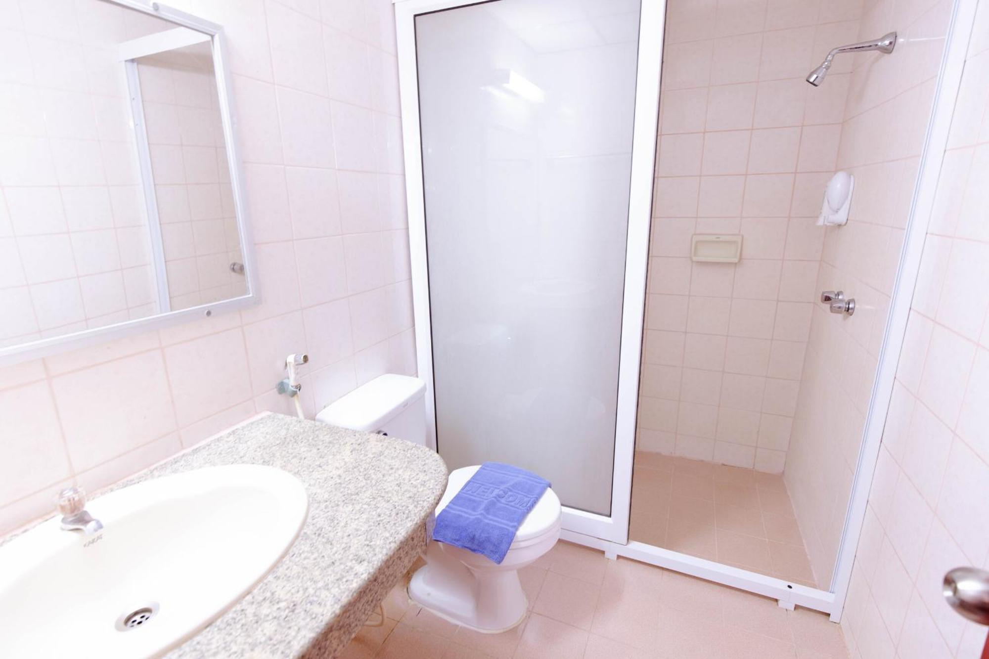 Chumphon Palace Hotel Ngoại thất bức ảnh
