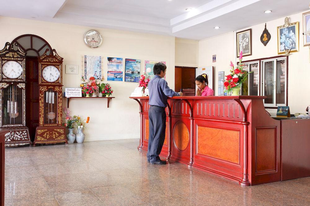 Chumphon Palace Hotel Ngoại thất bức ảnh