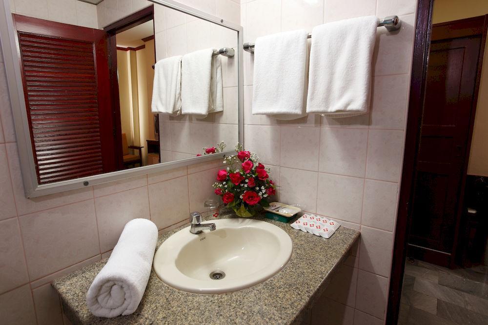Chumphon Palace Hotel Ngoại thất bức ảnh