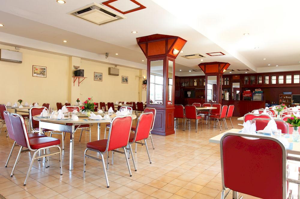 Chumphon Palace Hotel Ngoại thất bức ảnh