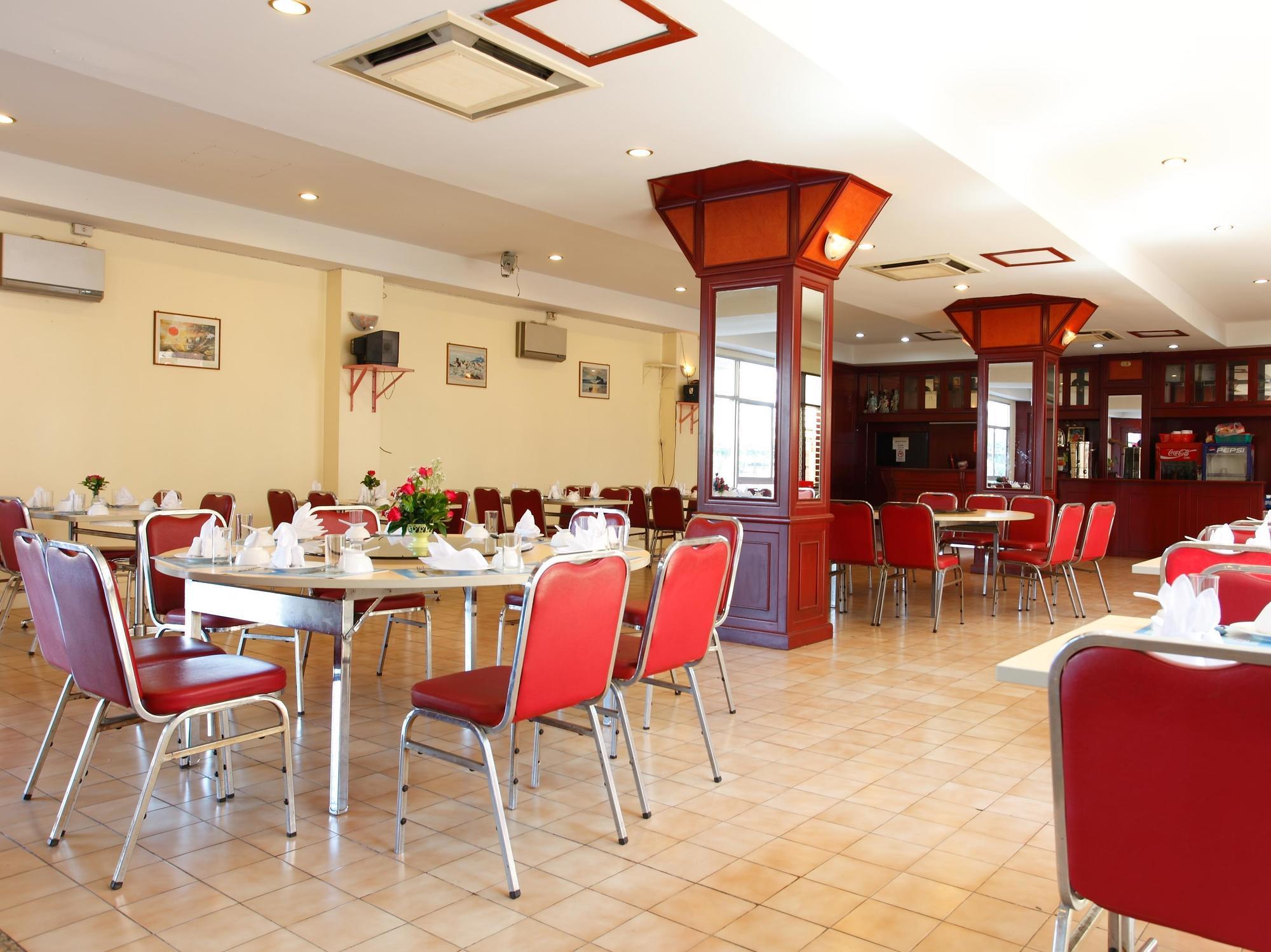 Chumphon Palace Hotel Ngoại thất bức ảnh